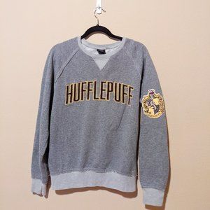 Universal Wizarding World of Harry Potter Hufflepuff Sweatshirt Crew Neck